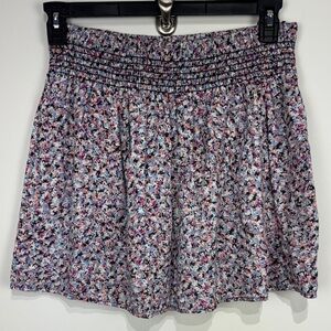 Splendid Multicolor Smocked Waist Floral Mini Skirt. Size Medium